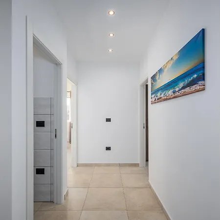Paradise Villa *